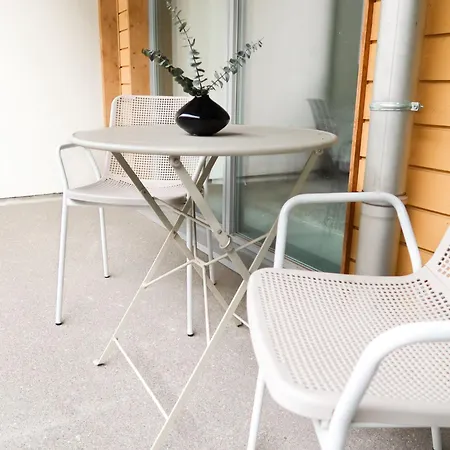 Lägenhet Stylish, Modern Situated In The